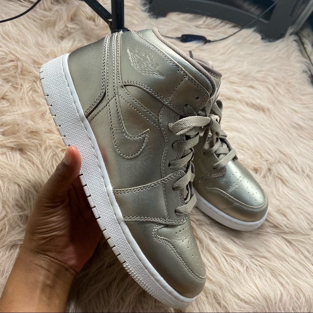 Sepia Stone Jordan 1